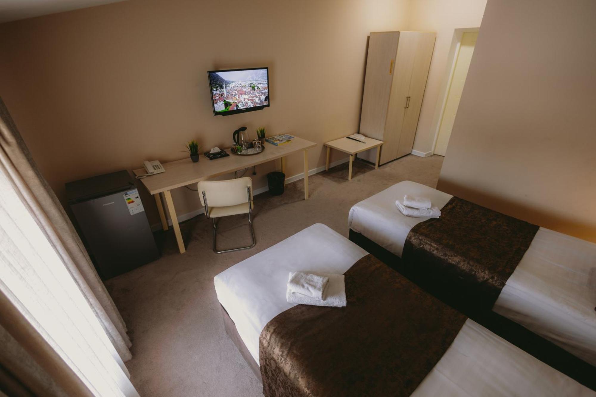 City Hotel Tasjkent Eksteriør billede